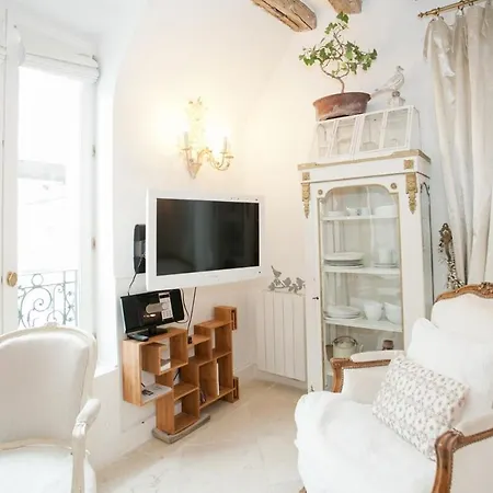 Les Parisiennes * Paryż